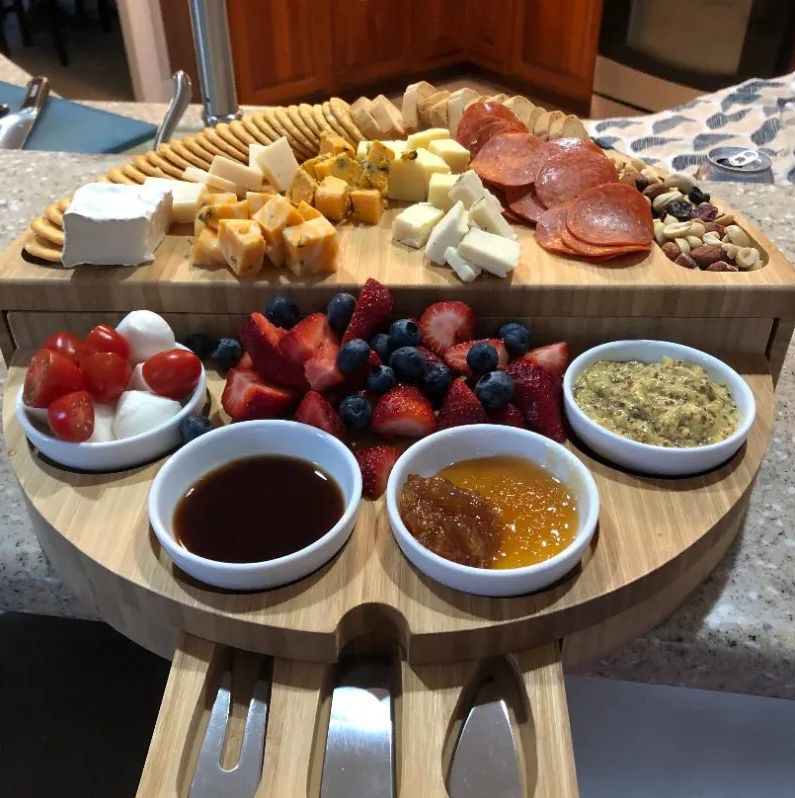 🧀2025 Swivel Charcuterie Board🔥With 4 Integrated Ceramic Bowls And 3 Piece Knife Set