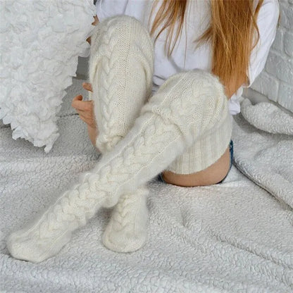 ⏰LAST DAY 50% OFF - ✨2025 Warm Over Knee Extra Long Knitted Socks